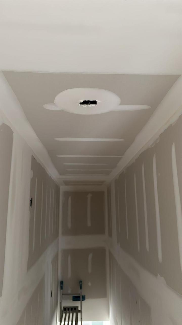 Ceiling mudding work